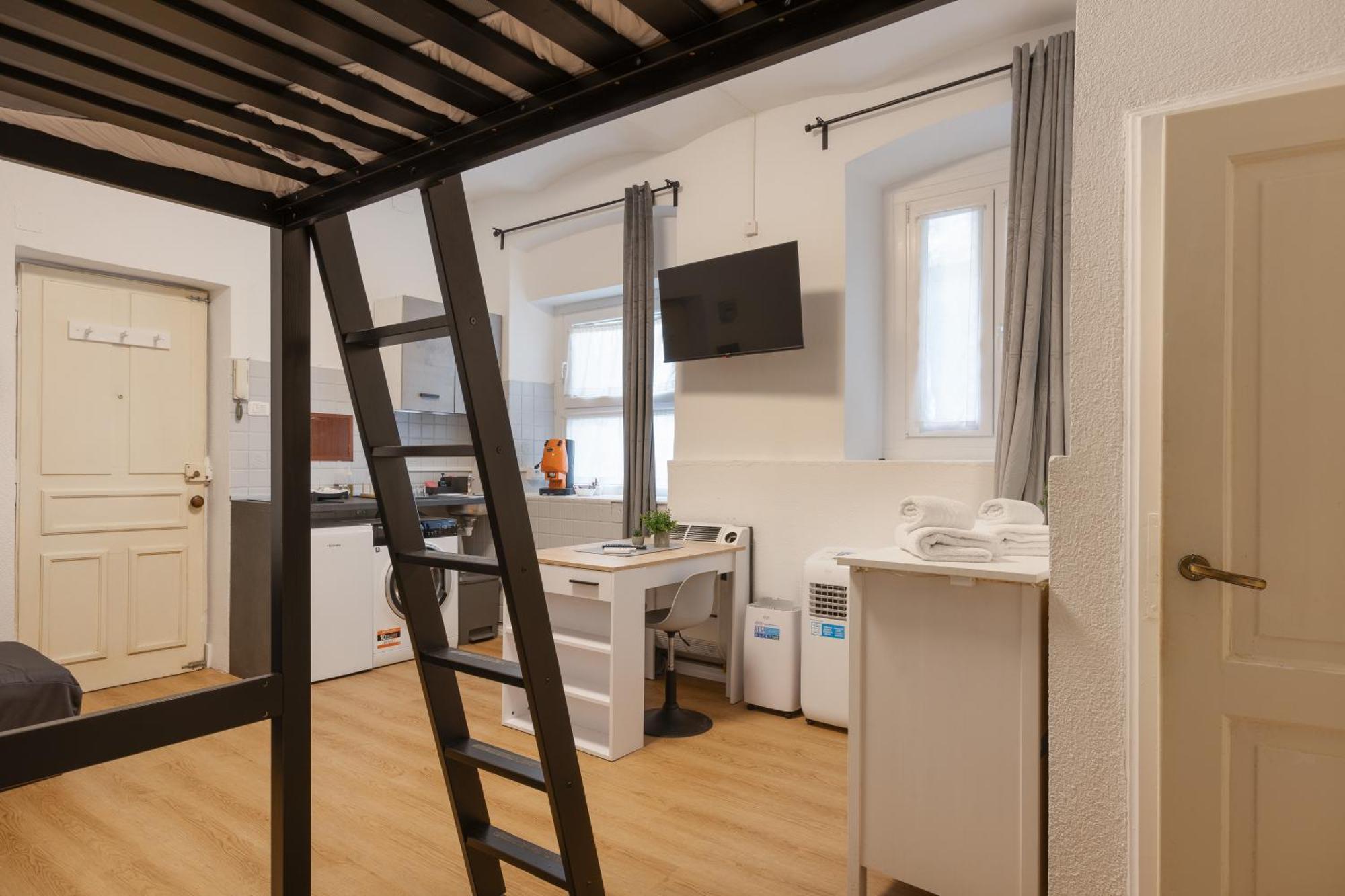 Open Space Flaubert, Modernita In Centro A Apartment Trieste